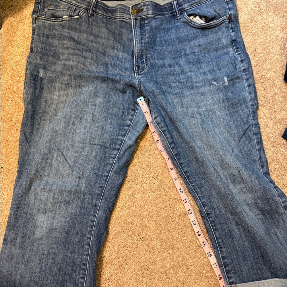 Sonoma distressed Blue Women's capri jeans 20W